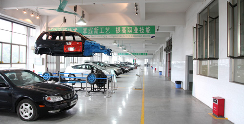 汽车故障诊断实验室